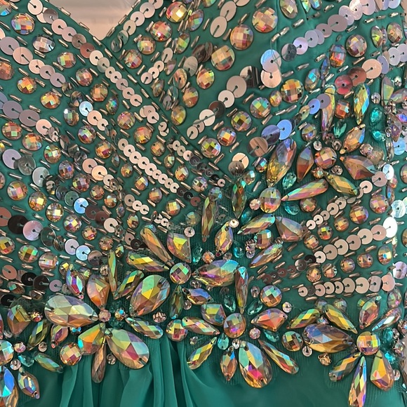 Strapless Alyce Paris Homecoming Winter Formal Prom Dress - Picture 3 of 12